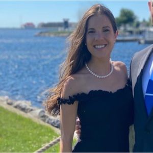 Meet your Posher, Alyssa